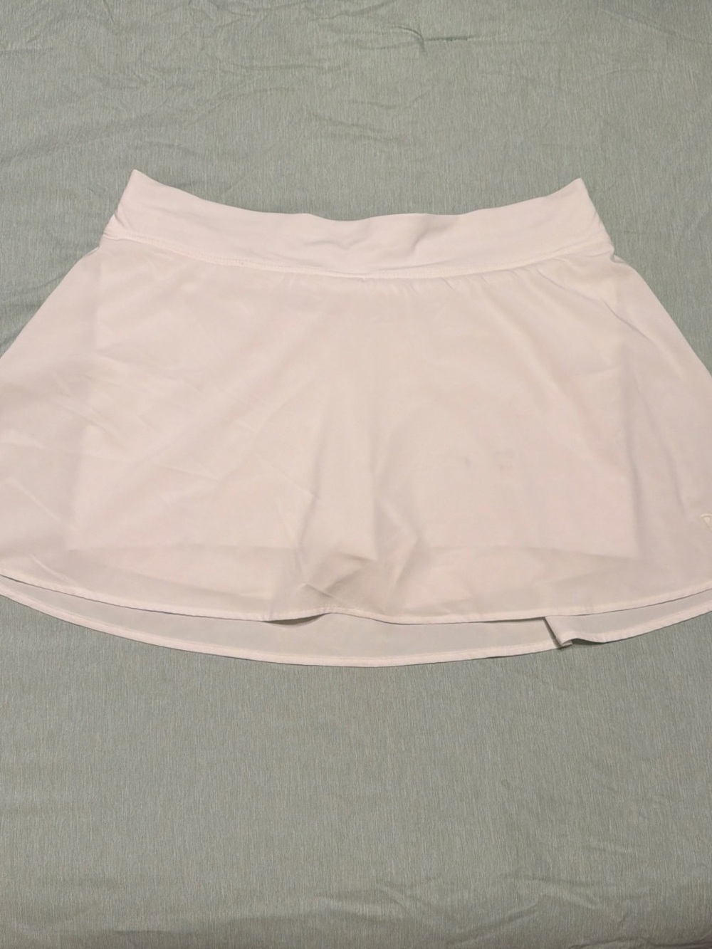 lululemon athletica lightweight high rise tennis skirt with built in shorts